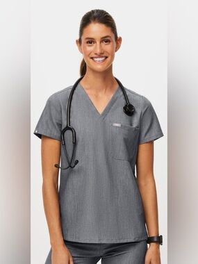 Figs Graphite Women’s Scrub Set- 2 Pairs of pants and one top